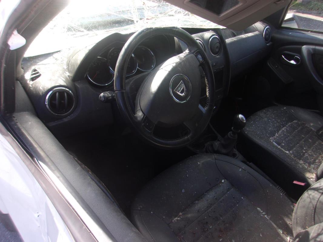 Leve vitre electrique avant droit DACIA DUSTER 1 PHASE 2 Diesel - Image 2