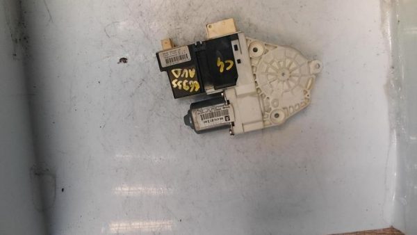 Moteur leve vitre avant droit CITROEN C4 1 PHASE 1 Diesel - Image 2
