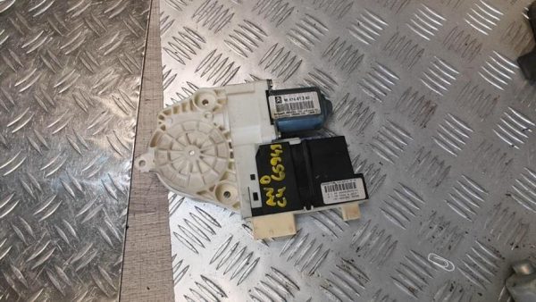 Moteur leve vitre avant droit CITROEN C4 1 PHASE 1 Diesel - Image 3