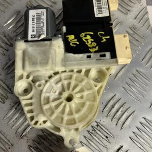 Moteur leve vitre avant droit CITROEN C4 1 PHASE 1 Diesel - Image 1