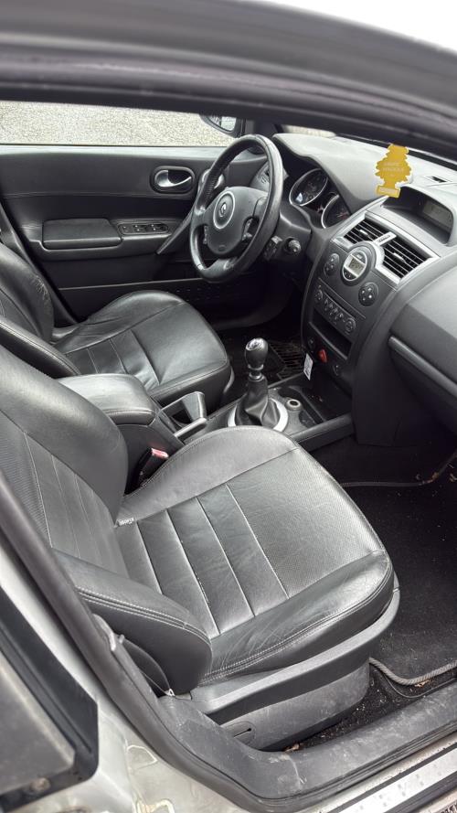 Autoradio d'origine RENAULT MEGANE 2 PHASE 2 Diesel - Image 7
