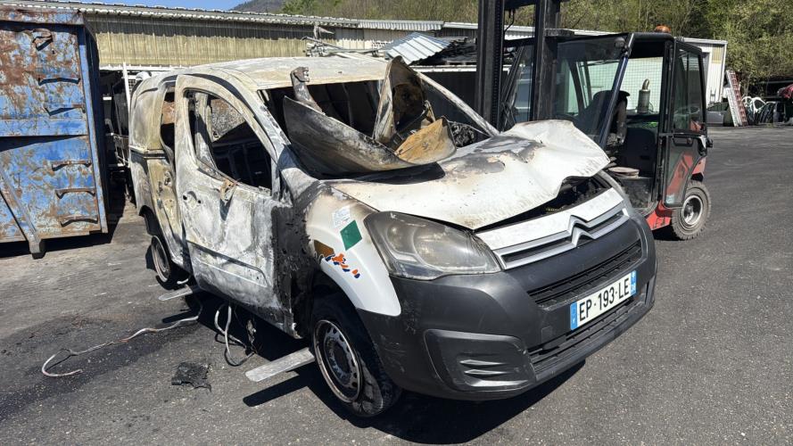 Bloc ABS (freins anti-blocage) CITROEN BERLINGO 2 PHASE 3 Diesel - Image 4