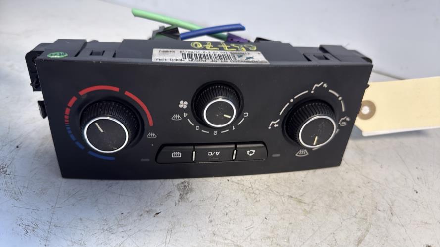 Commande chauffage PEUGEOT 207 PHASE 2 BREAK Diesel - Image 2