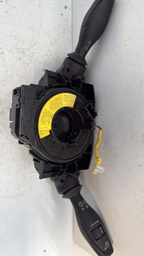 Contacteur tournant FORD FIESTA 6 PHASE 1 Diesel - Image 1