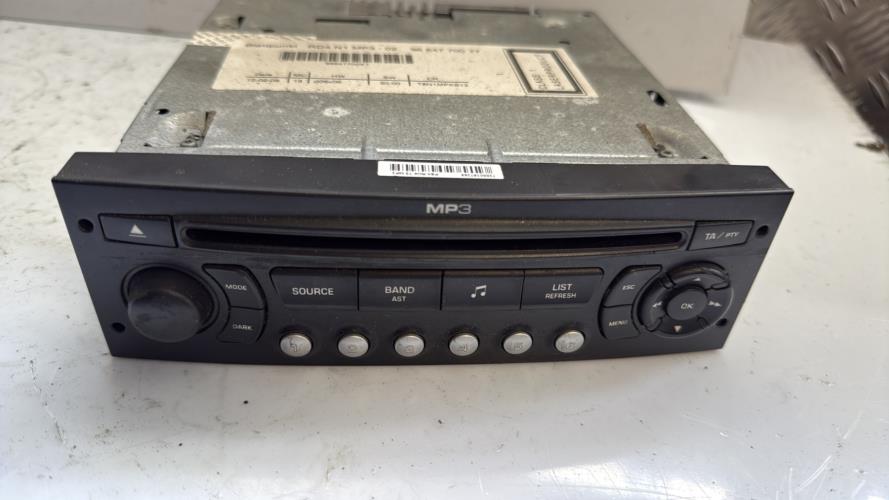 Autoradio d'origine PEUGEOT 307 PHASE 2 BREAK Diesel - Image 1