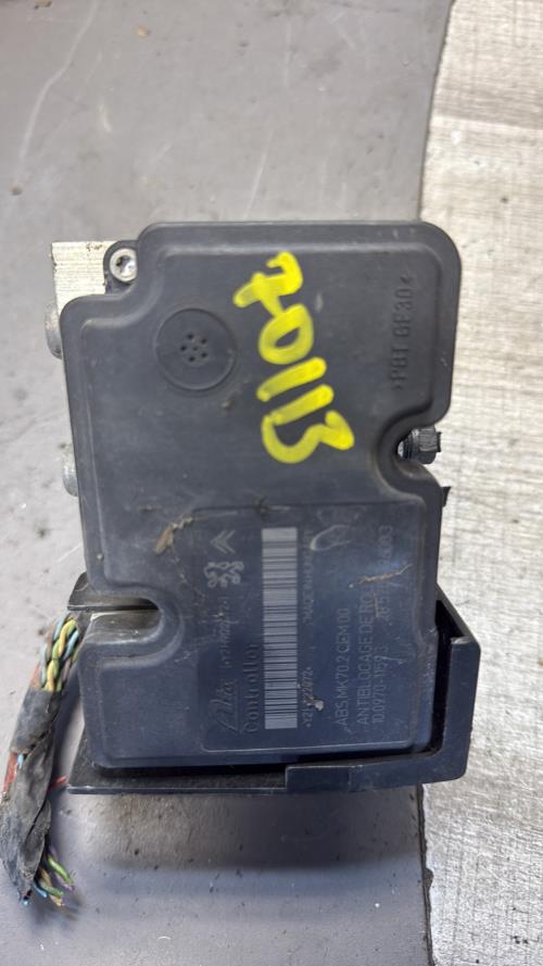 Bloc ABS (freins anti-blocage) PEUGEOT 207 PHASE 1 Diesel - Image 2