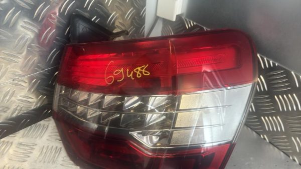 Feu arriere principal droit (feux) CITROEN C5 2 Diesel - Image 1