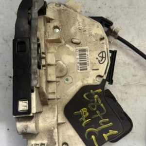 Serrure avant gauche VOLKSWAGEN POLO 5 PHASE 1 Diesel - Image 1