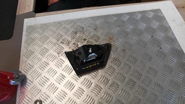 Feu arriere secondaire droit (feux) RENAULT CLIO 4 PHASE 1 Diesel - Image 2