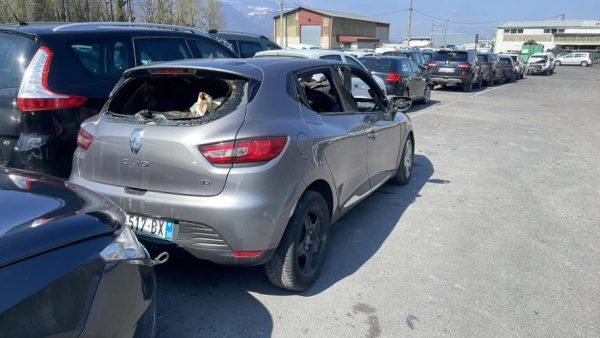 Feu arriere secondaire droit (feux) RENAULT CLIO 4 PHASE 1 Diesel - Image 4