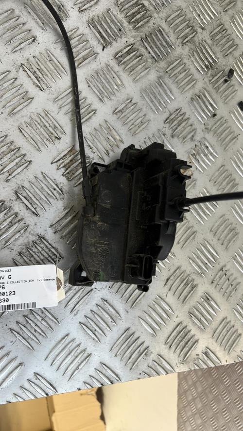 Serrure avant gauche RENAULT CLIO 3 PHASE 2 Essence - Image 1