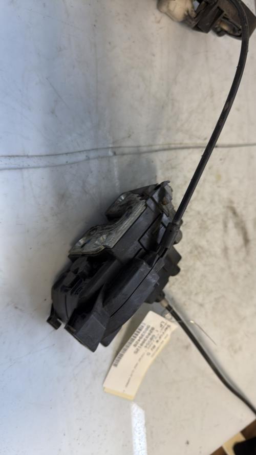 Serrure avant gauche RENAULT CLIO 3 PHASE 1 Diesel - Image 1