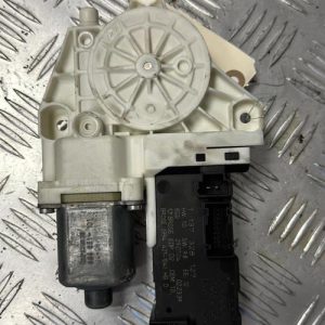 Moteur leve vitre avant droit PEUGEOT 407 PHASE 1 Diesel - Image 1