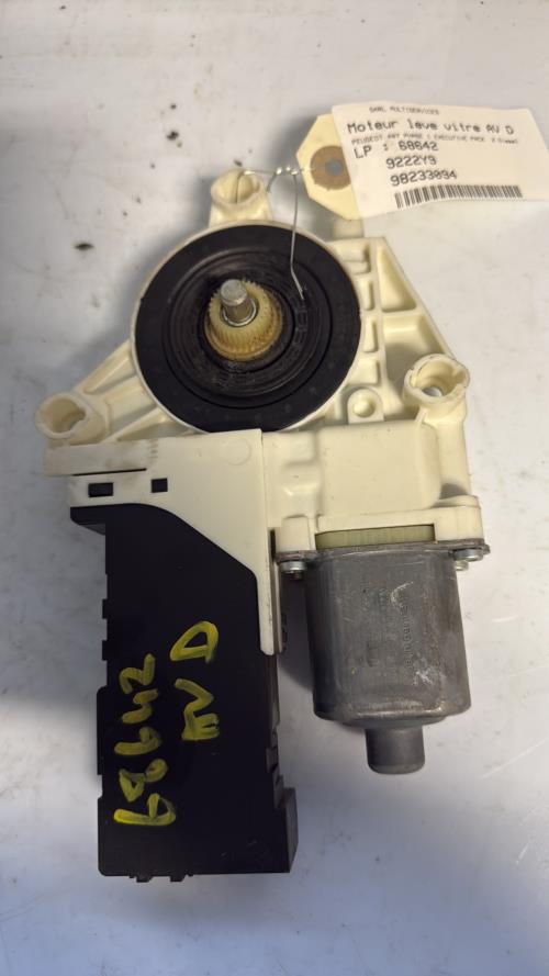 Moteur leve vitre avant droit PEUGEOT 407 PHASE 1 Diesel - Image 2