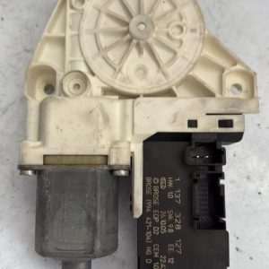 Moteur leve vitre avant droit PEUGEOT 407 PHASE 1 BREAK Diesel - Image 1
