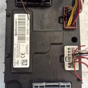 Calculateur RENAULT CLIO 4 PHASE 1 BREAK Diesel - Image 1