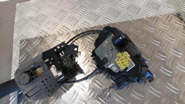 Serrure avant droit RENAULT MEGANE 3 PHASE 3 Diesel - Image 1