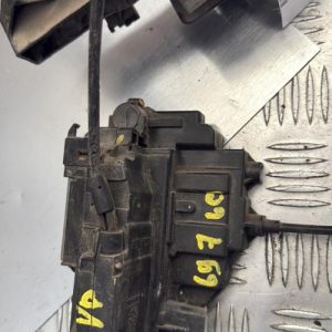 Serrure avant droit RENAULT MEGANE 3 PHASE 1 Diesel - Image 1