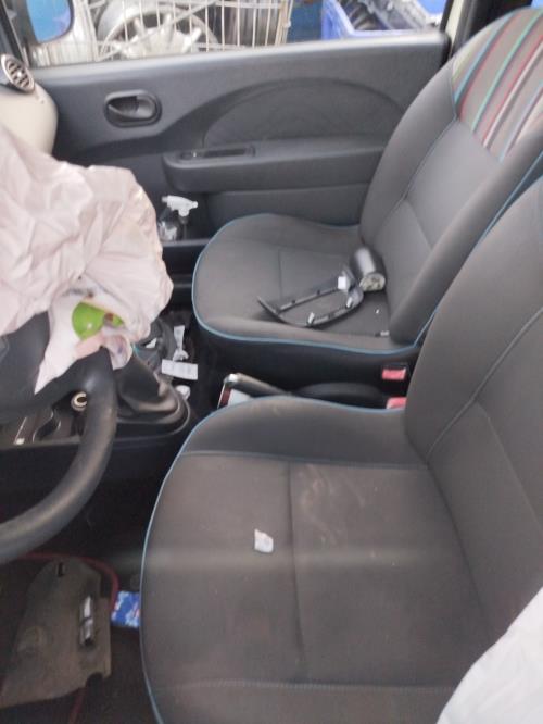 Divers RENAULT TWINGO 2 PHASE 2 Essence - Image 6
