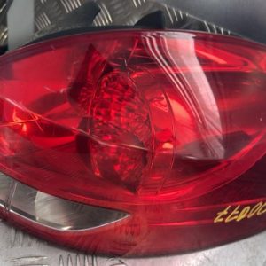 Feu arriere principal droit (feux) RENAULT CLIO 3 PHASE 2 BREAK Diesel - Image 1