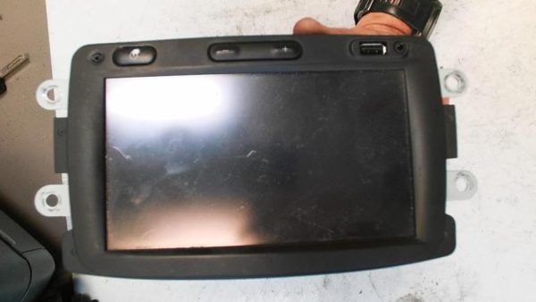 Autoradio d'origine RENAULT CAPTUR 1 PHASE 1 Essence - Image 3