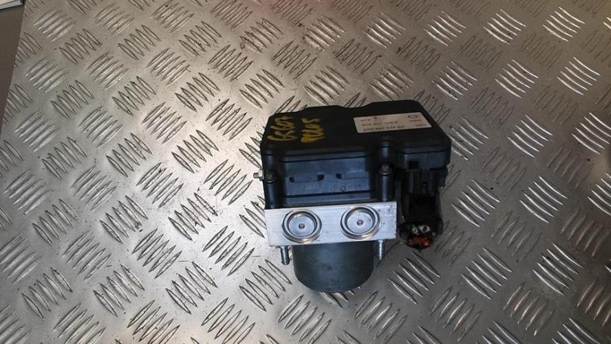 Bloc ABS (freins anti-blocage) VOLKSWAGEN POLO 5 PHASE 2 Essence - Image 3