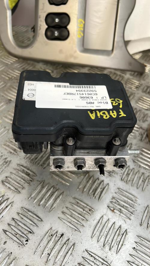 Bloc ABS (freins anti-blocage) SKODA FABIA 3 PHASE 1 Diesel - Image 1