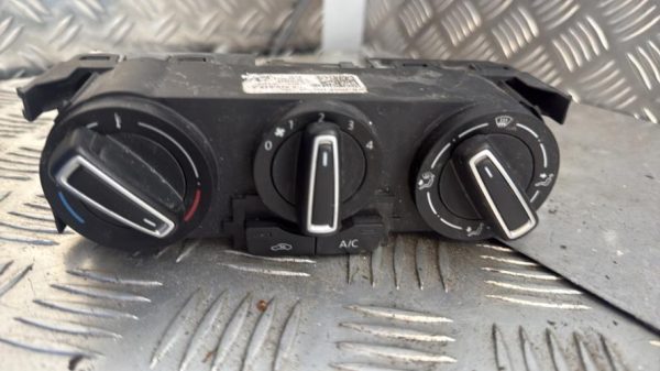 Commande chauffage VOLKSWAGEN POLO 5 PHASE 2 Diesel - Image 1