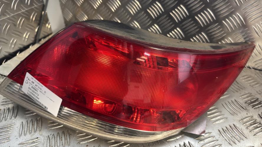 Feu arriere principal droit (feux) OPEL ASTRA H TWINTOP CABRIOLET Essence - Image 1