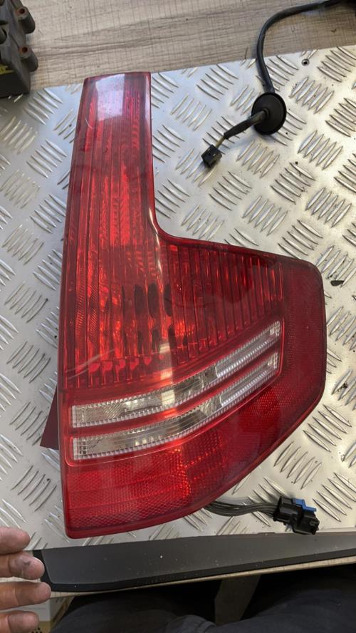 Feu arriere principal droit (feux) CITROEN C4 1 PHASE 1 Diesel - Image 1