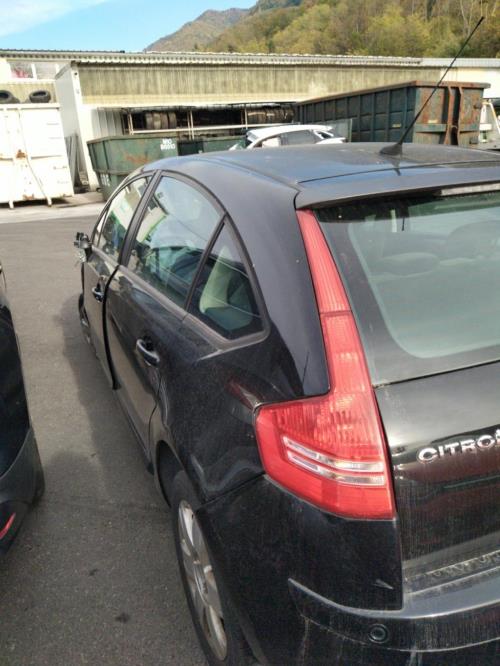 Feu arriere principal droit (feux) CITROEN C4 1 PHASE 1 Diesel - Image 4