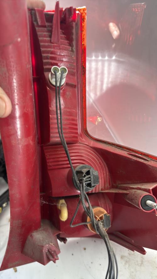 Feu arriere principal gauche (feux) CITROEN C4 1 PHASE 1 Essence - Image 4