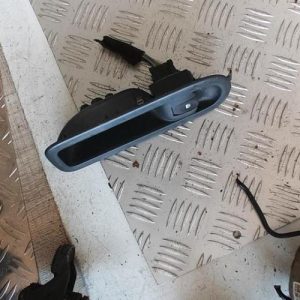 Interrupteur de leve vitre avant droit RENAULT TWINGO 2 PHASE 1 Essence - Image 1