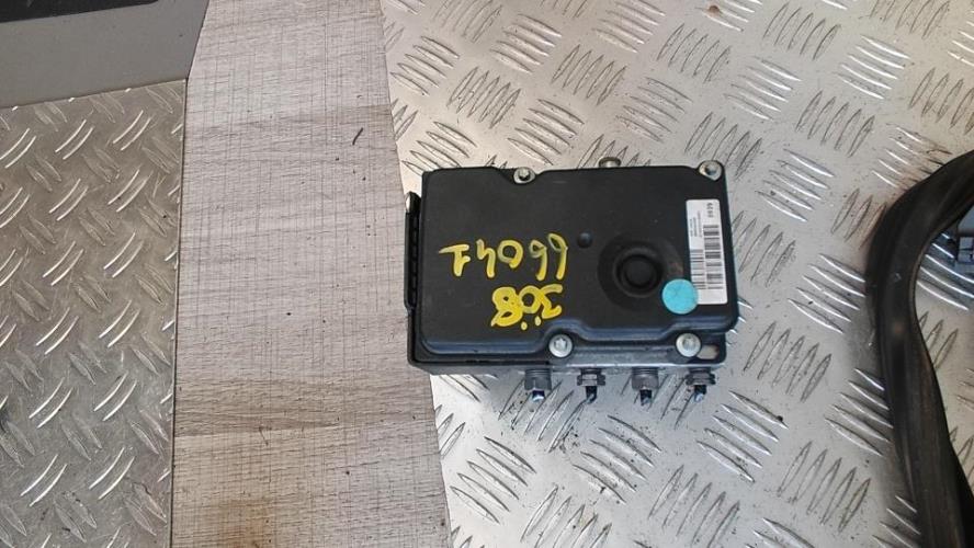 Bloc ABS (freins anti-blocage) PEUGEOT 308 1 PHASE 1 Essence - Image 3