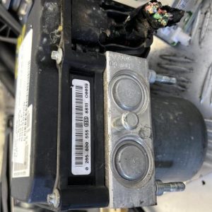 Bloc ABS (freins anti-blocage) PEUGEOT 308 1 PHASE 1 Diesel - Image 1