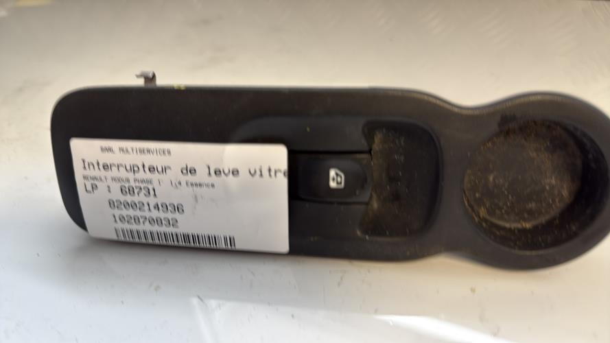 Interrupteur de leve vitre avant droit RENAULT MODUS PHASE 1 Essence - Image 1