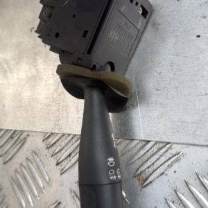 Commodo phare PEUGEOT 206 PHASE 1 Essence - Image 1