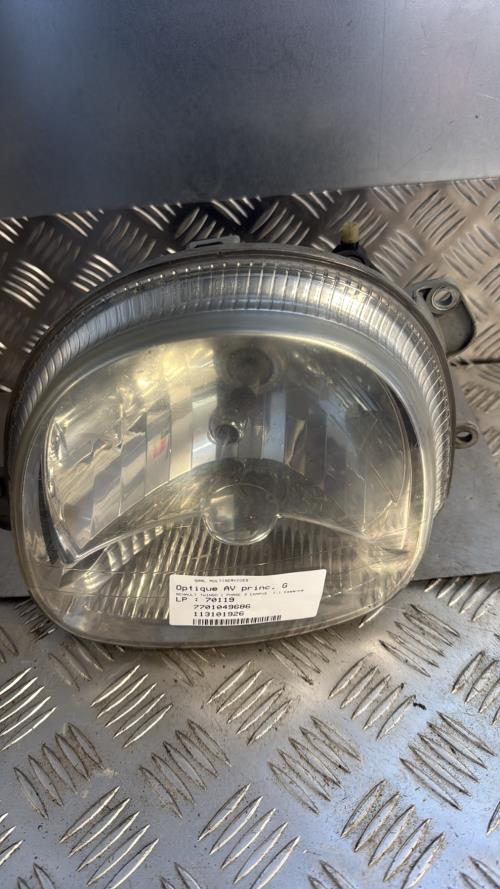 Optique avant principal gauche (feux)(phare) RENAULT TWINGO 1 PHASE 3 Essence - Image 1