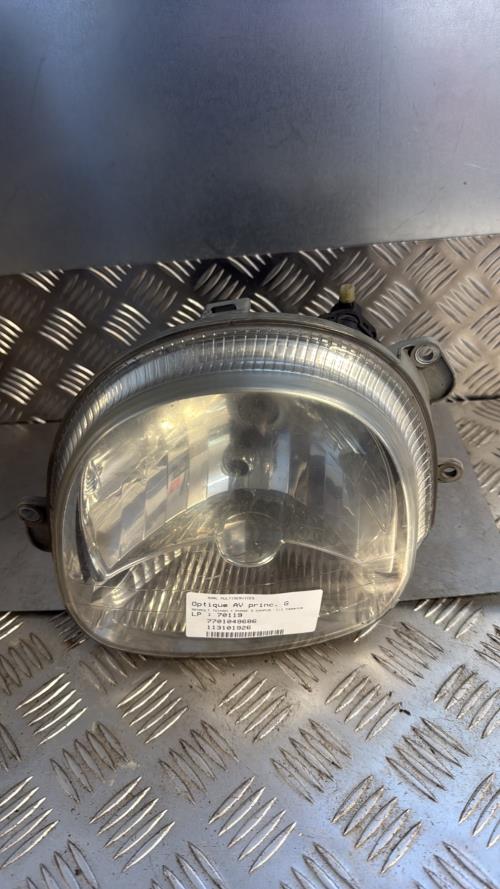 Optique avant principal gauche (feux)(phare) RENAULT TWINGO 1 PHASE 3 Essence - Image 2
