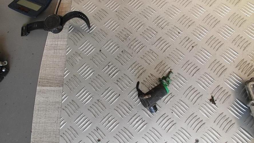 Pompe lave glace avant RENAULT CLIO 4 PHASE 1 Diesel - Image 2