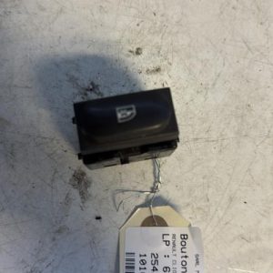 Bouton/Interrupteur RENAULT CLIO 4 PHASE 1 Diesel - Image 2