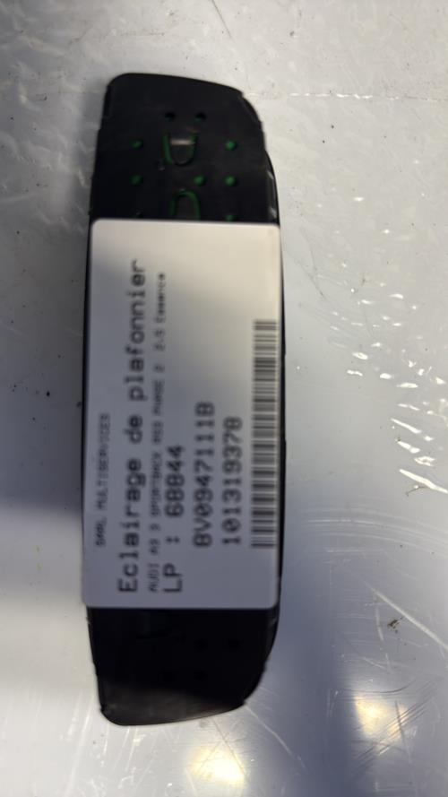 Eclairage de plafonnier AUDI A3 3 SPORTBACK RS3 PHASE 2 Essence - Image 4