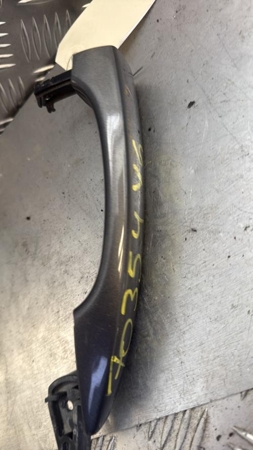 Poignee porte avant gauche PEUGEOT 308 2 PHASE 2 Diesel - Image 1