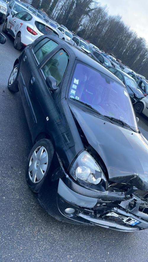 Feu arriere principal gauche (feux) RENAULT CLIO 2 PHASE 2 Essence - Image 3