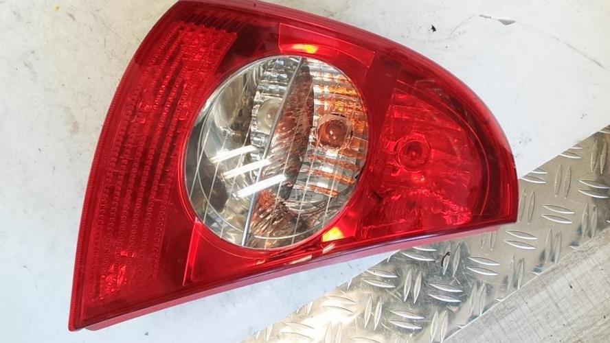 Feu arriere principal gauche (feux) RENAULT CLIO 2 PHASE 2 Essence - Image 1