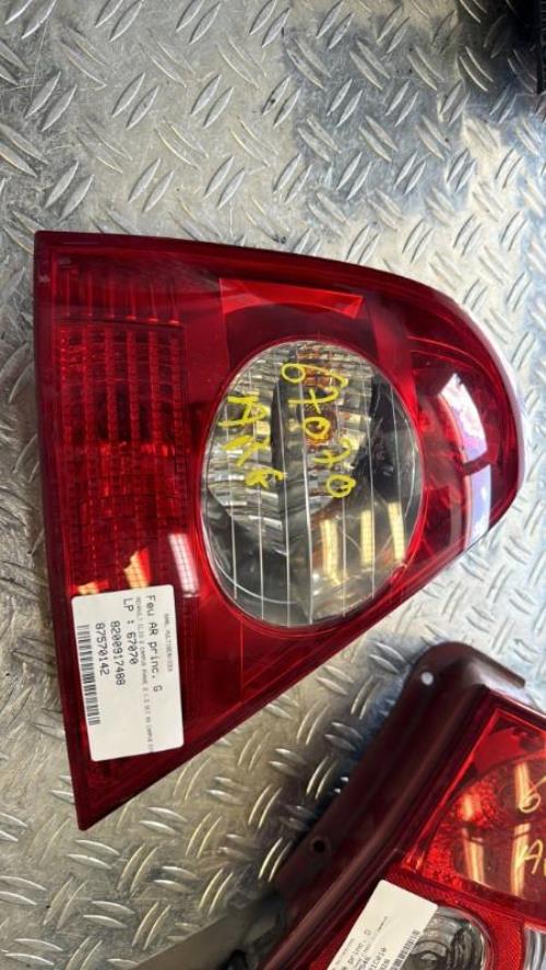 Feu arriere principal gauche (feux) RENAULT CLIO 2 CAMPUS PHASE 2 Diesel - Image 2