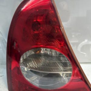 Feu arriere principal gauche (feux) RENAULT CLIO 2 PHASE 2 Essence - Image 1