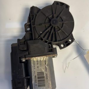 Moteur leve vitre avant gauche KIA CEE-D 1 PHASE 2 Diesel - Image 1
