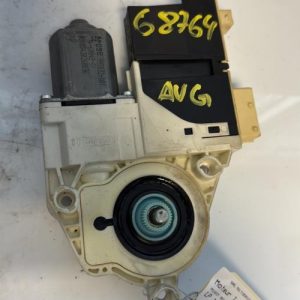 Moteur leve vitre avant gauche PEUGEOT 307 PHASE 1 BREAK Diesel - Image 1