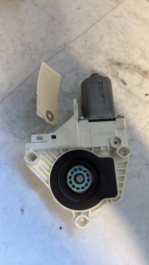 Moteur leve vitre avant gauche VOLKSWAGEN SHARAN 2 PHASE 1 Diesel - Image 3